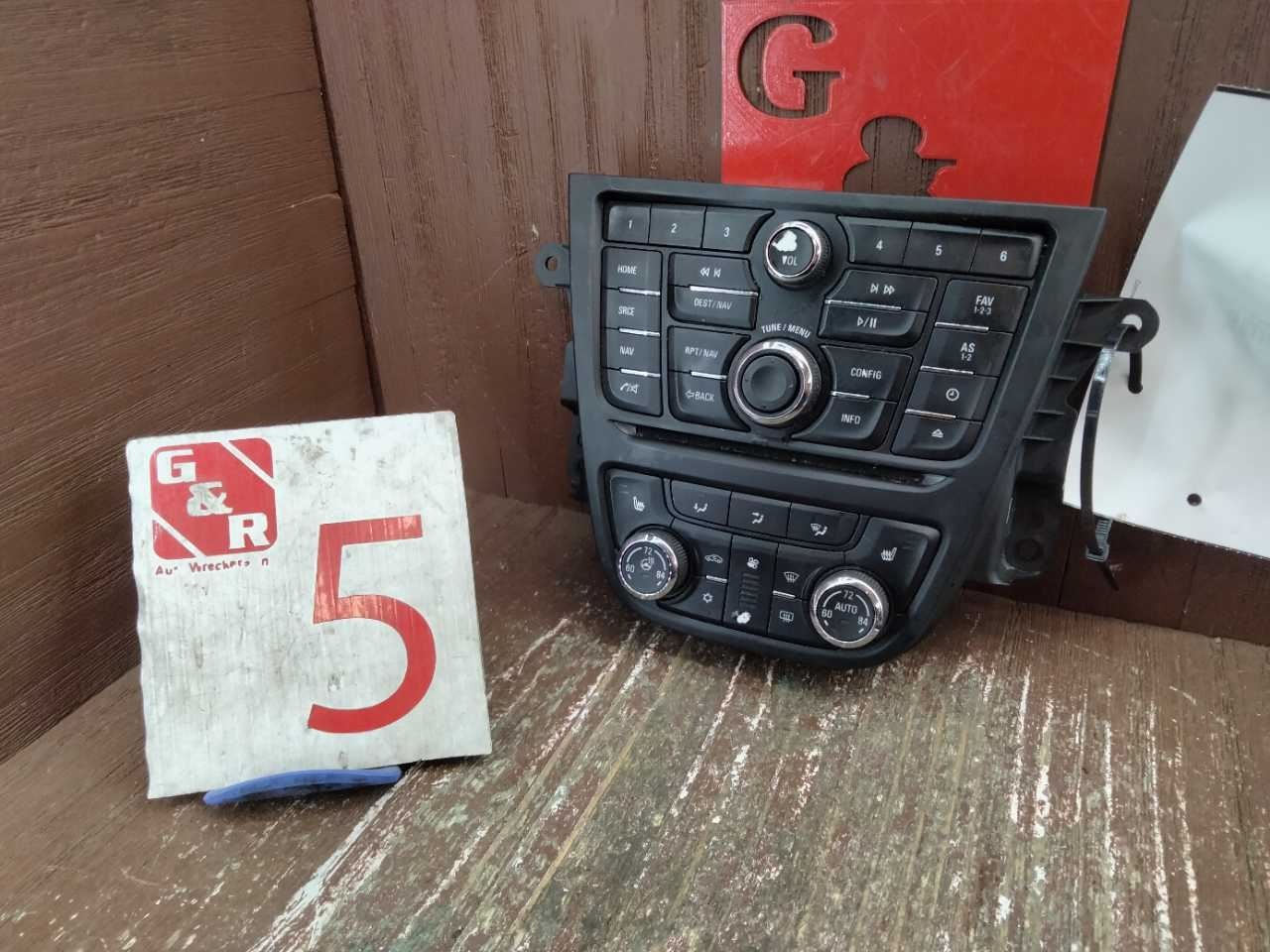2013-2016 BUICK ENCORE RADIO RECEIVER DASH AC TEMP CONTROL 95319299