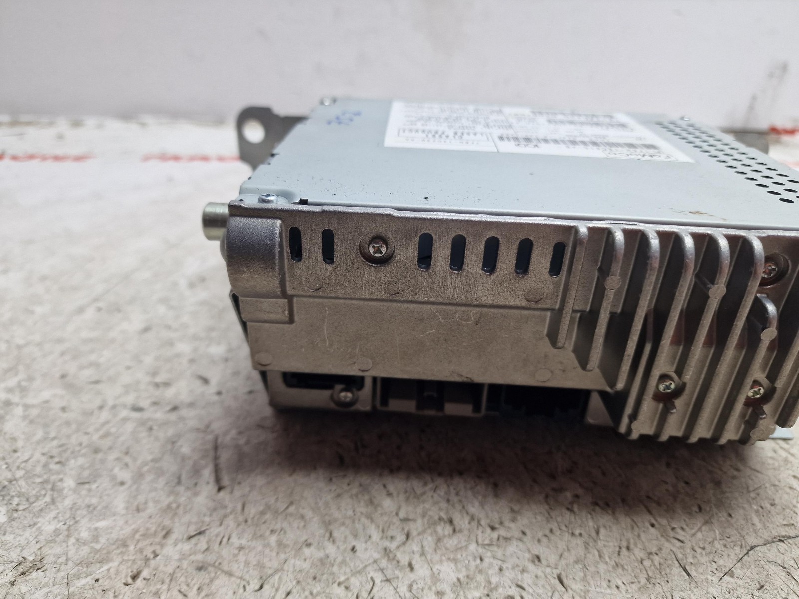 JAGUAR XF MULTIMEDIA RADIO CD PLAYER HEAD UNIT 7F6N18C815AB X250 2007 – 2011