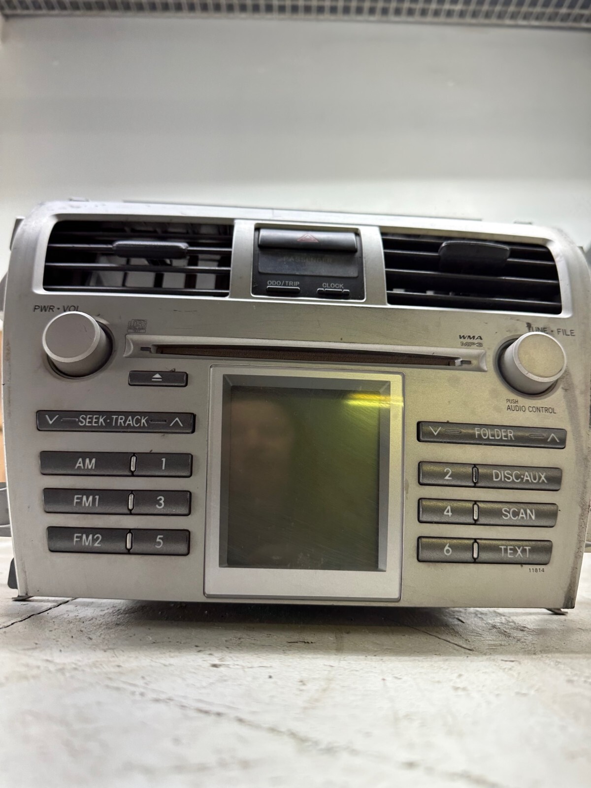 07-08 Toyota Yaris Audio Equipment Radio CD Receiver Sed Control Panel Dash Vent