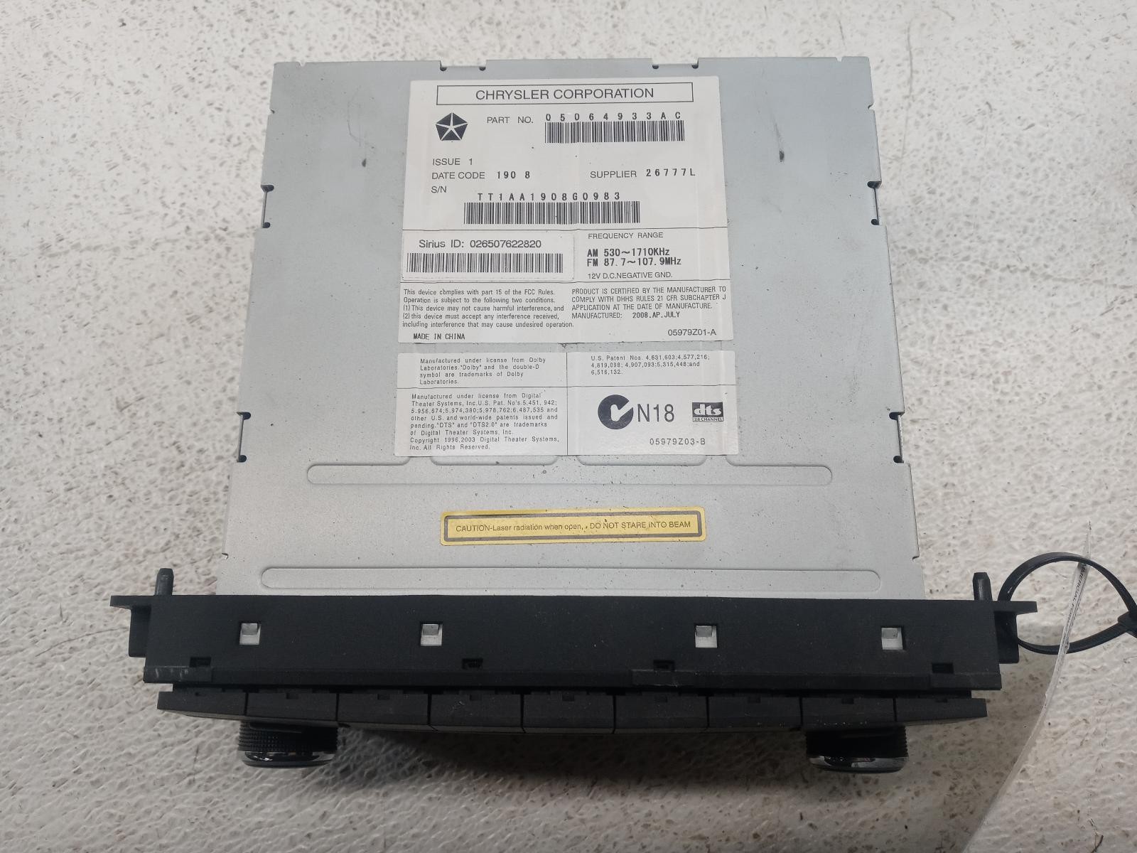 09 10 Dodge Avenger Radio Face: ID REQ *May Need Programming*