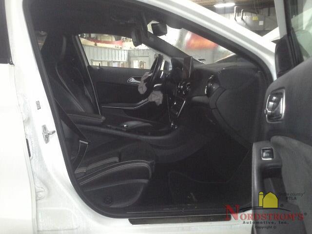 2018 Mercedes-Benz GLA 250 SATELLITE RECEIVER,2229004911