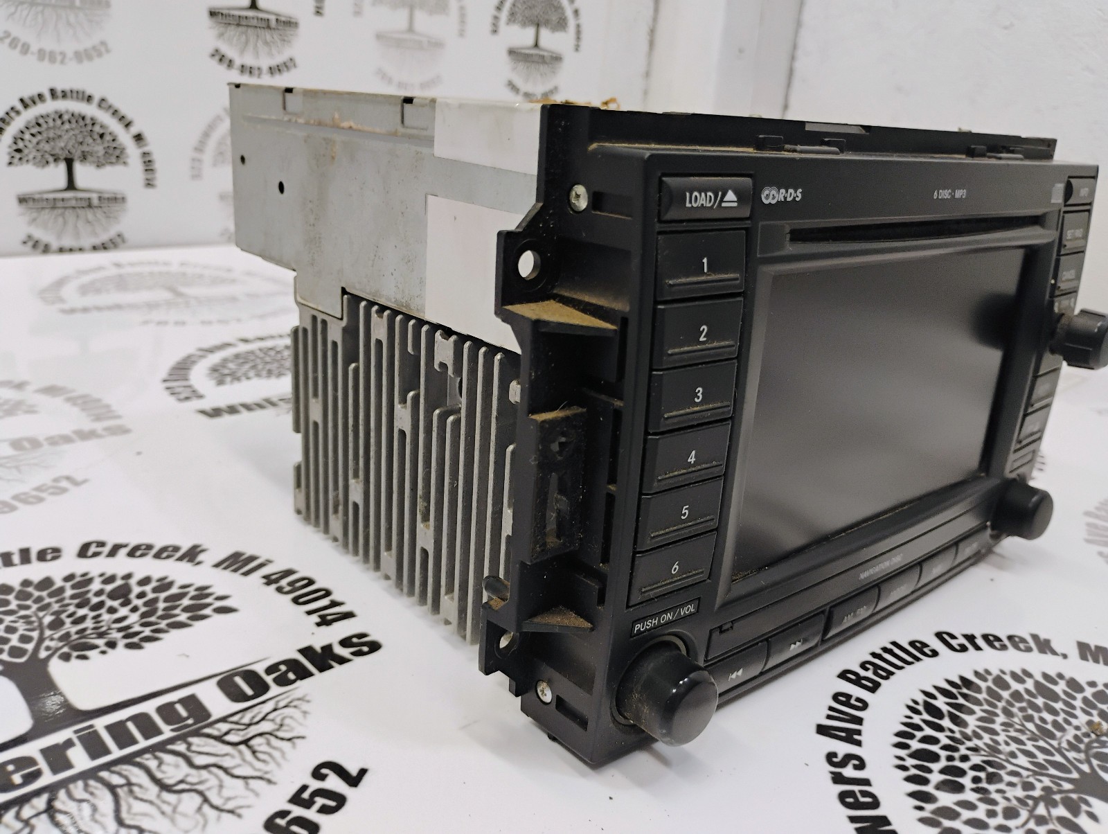 2006-2007 Chrysler 300 OEM 6 Disc CD/AM/FM Radio Reciever w/ Nav 56038646AL