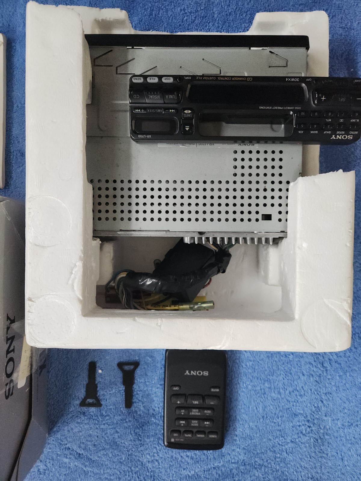 Sony XR-U700 UniLink Cassette Receiver – Complete in Original Box