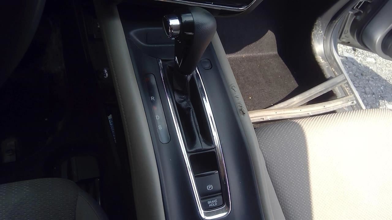 Audio Equipment Radio US Market Display And Receiver EX Fits 18 HR-V 2165754