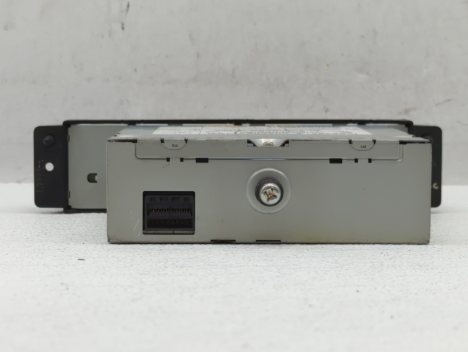 2008-2008 Chrysler Town & Country Am Fm Cd Player Radio Receiver VWSR3