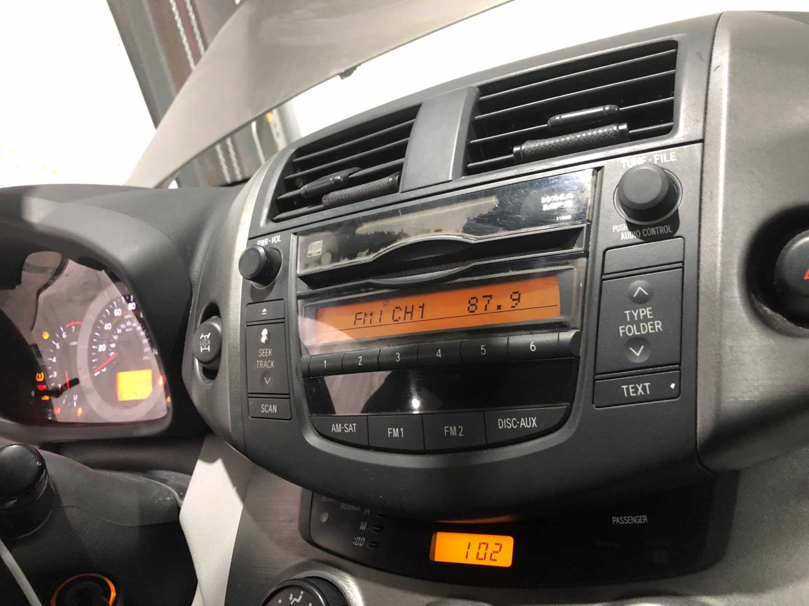 2010 Toyota RAV4 Radio