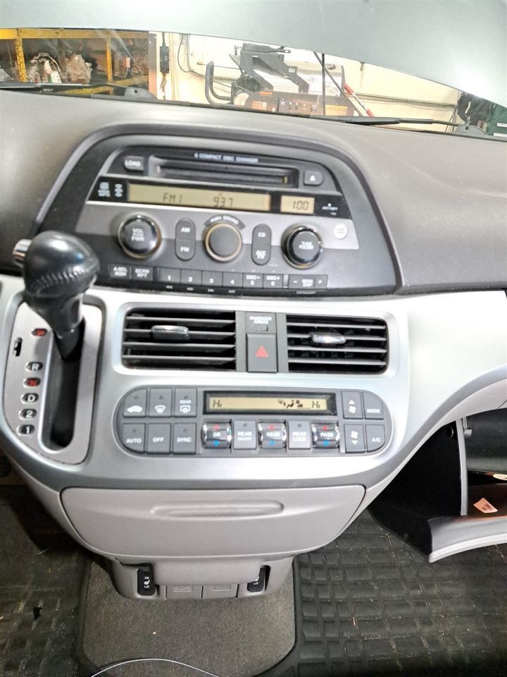 2010 Odyssey Stereo Radio Radio/Receiver Sku#4369366