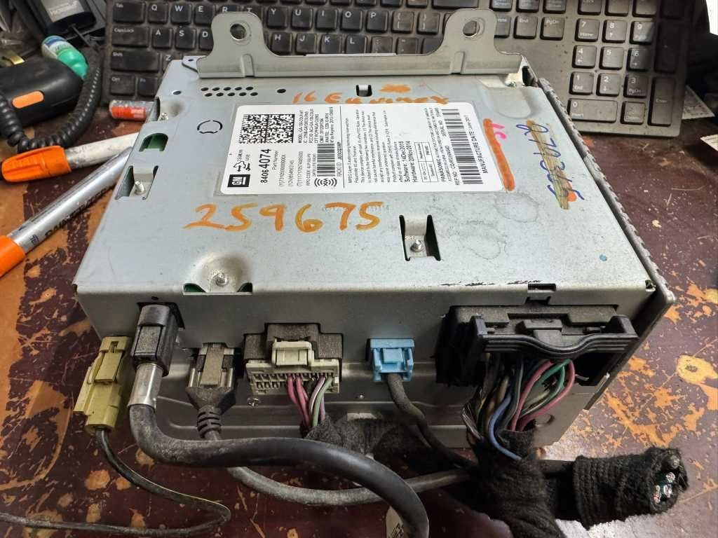 Audio Equipment Radio Receiver AM-FM-MP3-USB Opt Ufu Fits 16-17 EQUINOX 492270
