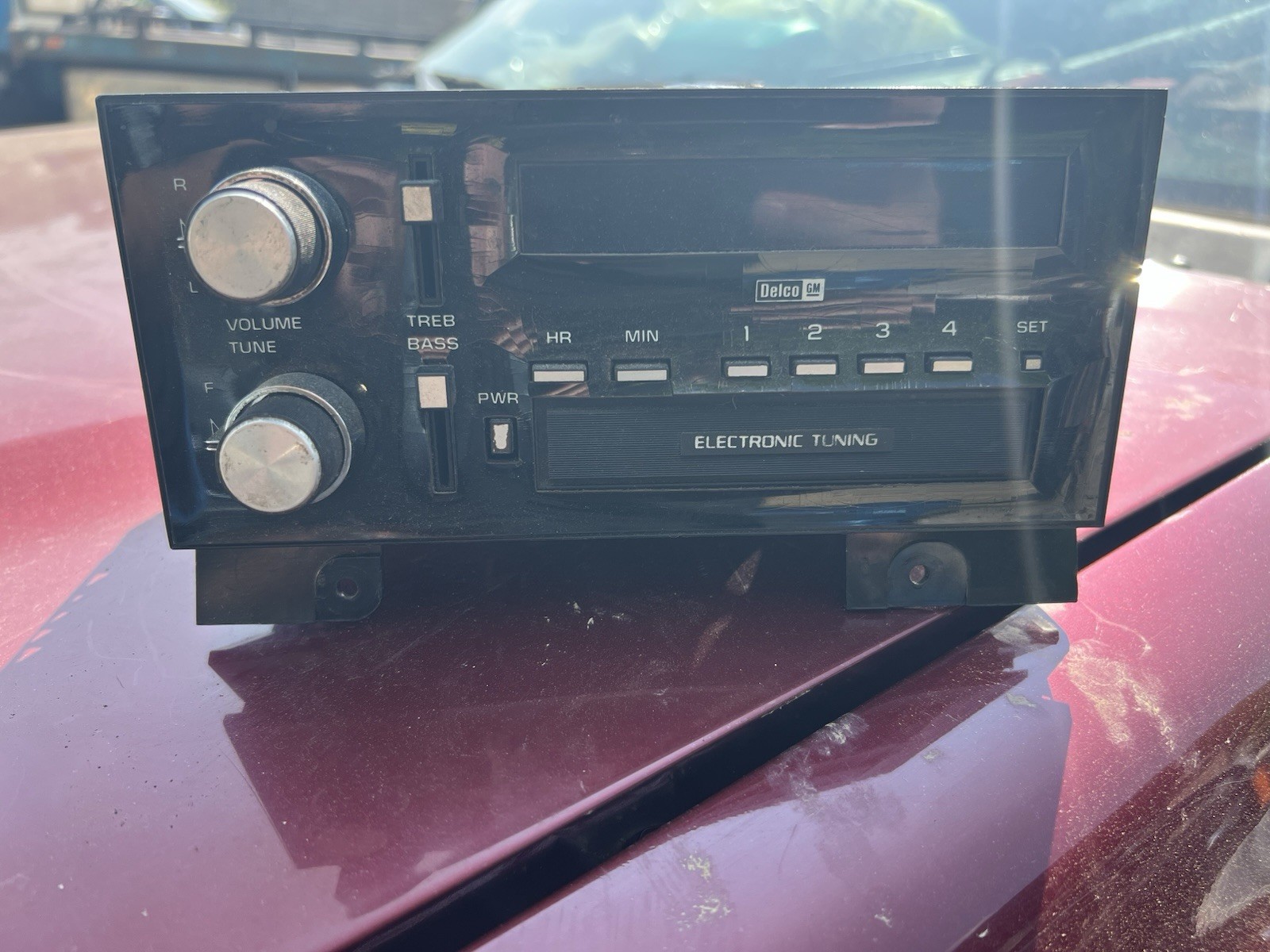 1987-1988 CHEVY ASTRO VAN AM/FM RADIO ASSEMBLY OEM 1987-1988