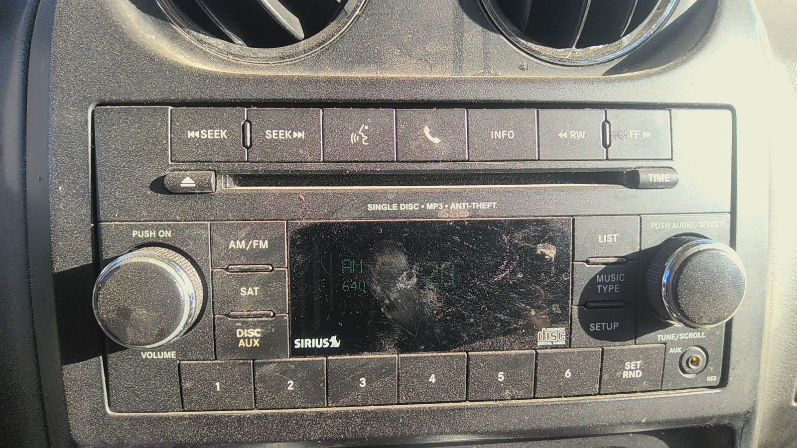 Audio & Visual Equip.(radio) JEEP PATRIOT 12 13 14 15 16 17