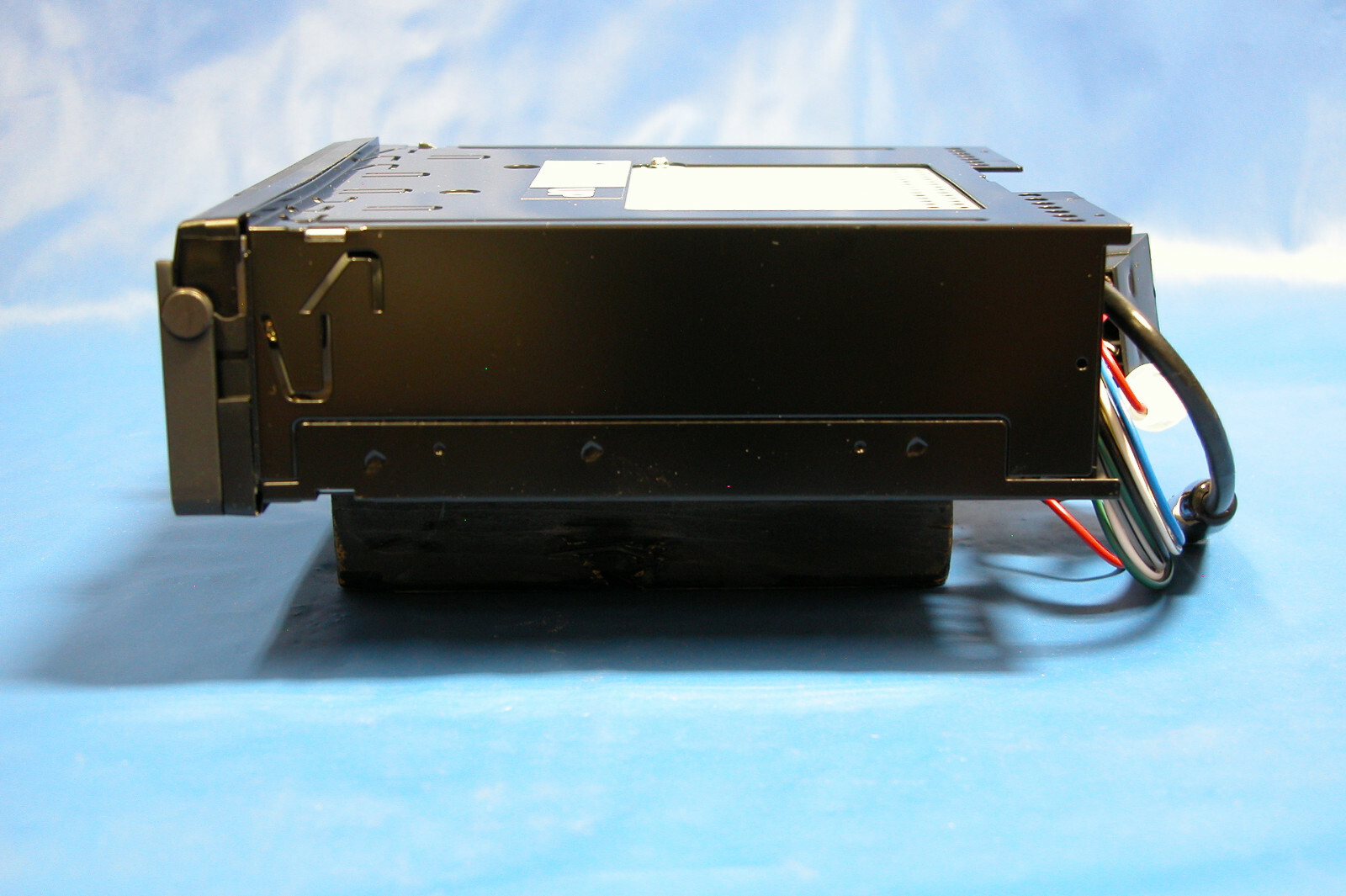 NEW Original Volkswagen Radio P/N 000 034 100 SR1 Fits most Vehicle