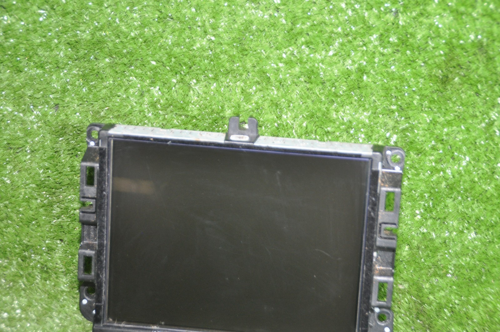 2013-2018 Dodge Ram 1500 AM FM Radio Receiver Navigation With Display Screen OEM