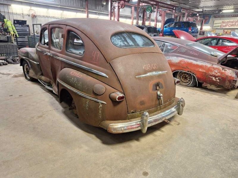 AM Radio Untested Fits 1947 FORD 1041351