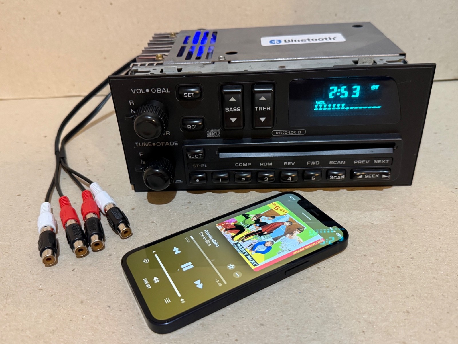 GM RADIO CD PLAYER BLUETOOTH RCA 82-92 CHEVY CAMARO Z28 DELCO 83 84 85 86 87 88