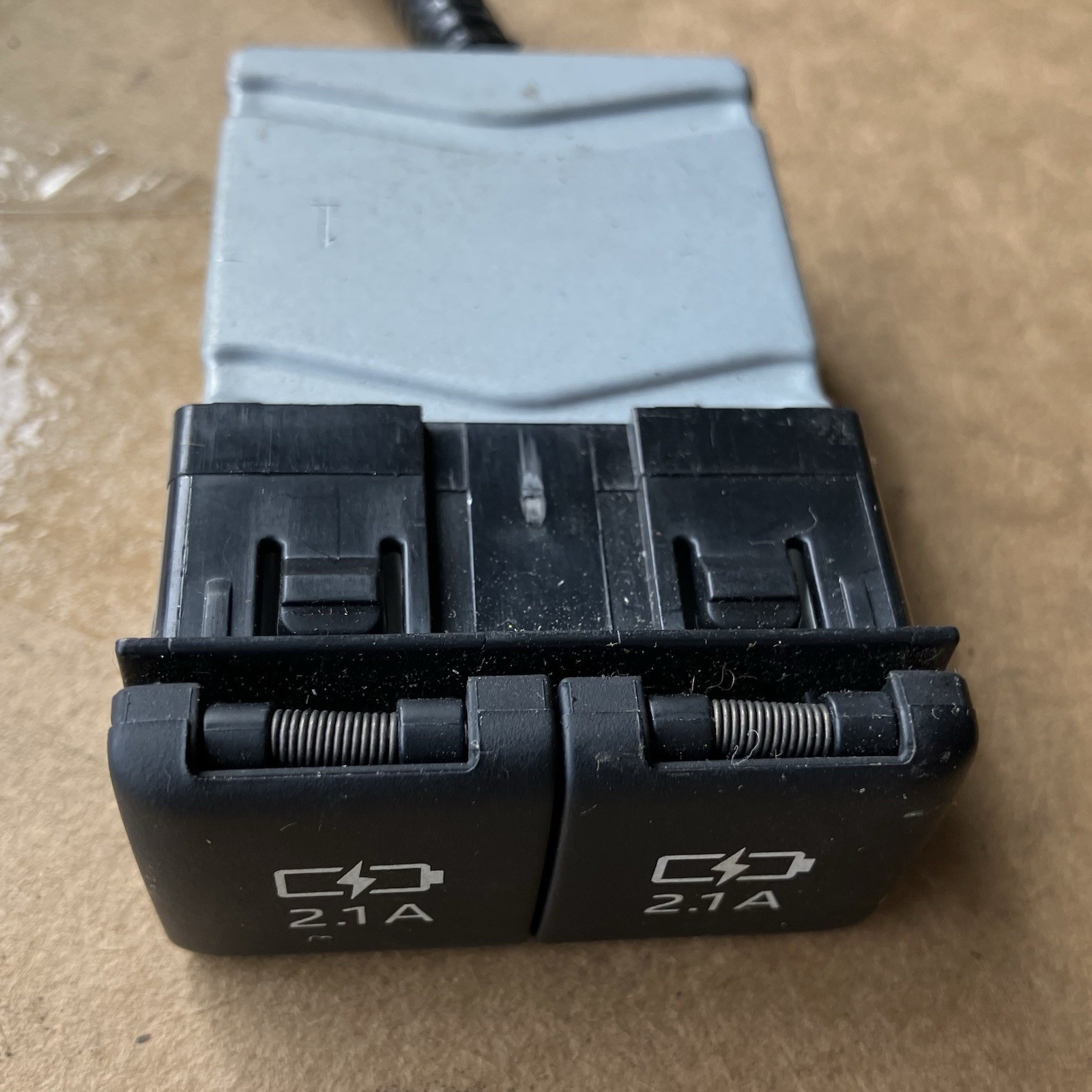 Genuine 17-20 Toyota Double USB Charge Port 85532-06010