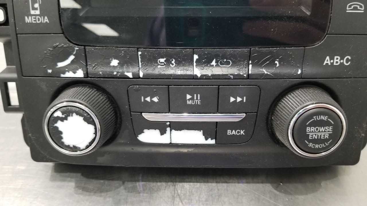 17 DODGE RAM 1500 TRADESMAN RADIO AUDIO CONTROL PANEL 68271362AA