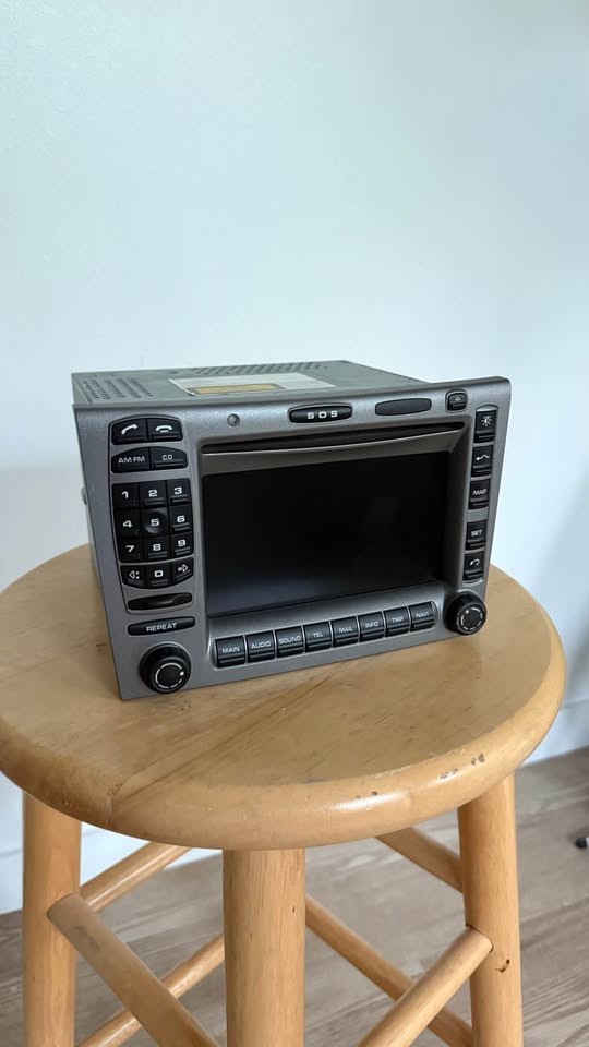 Porsche 997 PCM 2.1 Bose Navigation Radio Head Unit 997.642.143.10 OEM