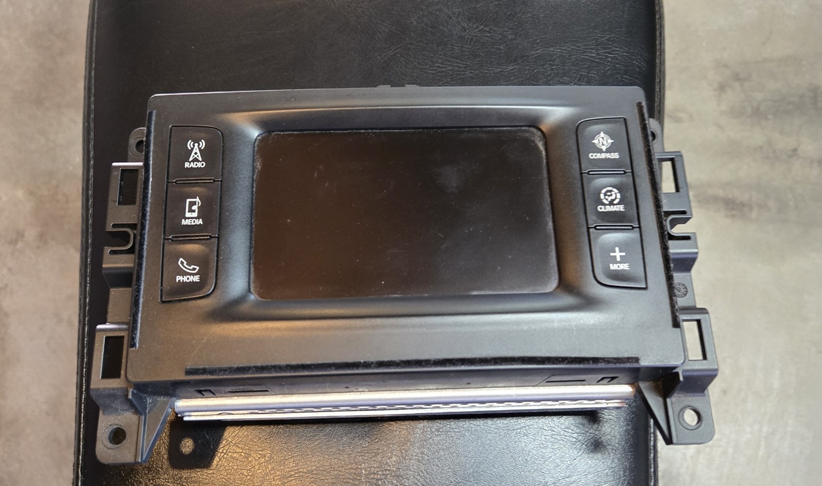2016-2017 Chrysler 200 OEM Radio Stereo