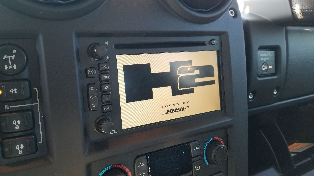 05 HUMMER H2 RADIO RECEIVER HEAD UNIT DISPLAY SCREEN 15229287