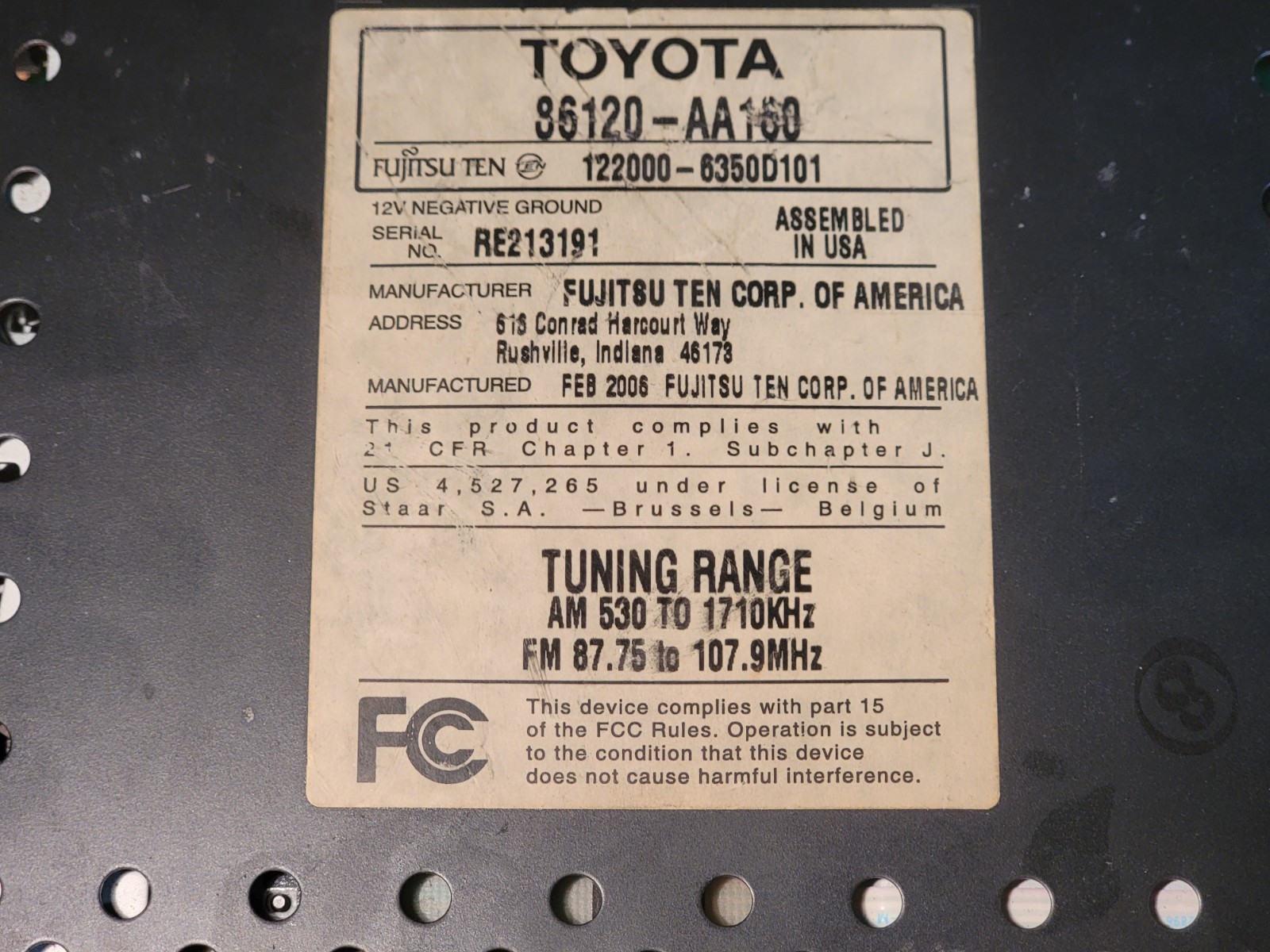 2005 2006 Toyota Camry – OEM Stereo CD Player Radio Receiver 86120-AA160 16860