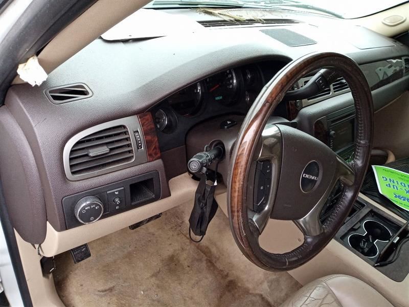 GM 15940102 AM FM Radio Opt UVB from 2007 GMC Yukon XL 1500 9640945