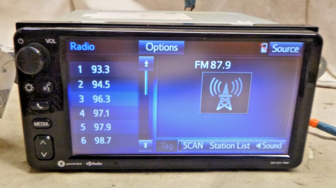 17 18 19 Toyota 86 Corolla Radio Receiver T10087 PT546-00170 BSB31