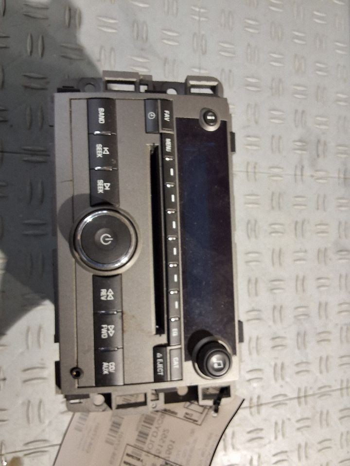 2013-2015 Chevy Captiva Sport Radio AM FM Stereo CD MP3 USB Opt UUI