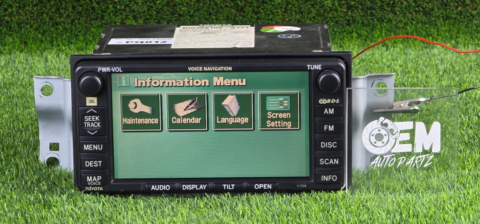 TOYOTA SIENNA 2004-2007 TUNDRA NAVIGATION RADIO DISPLAY 86120-0C160 E7006 Oem
