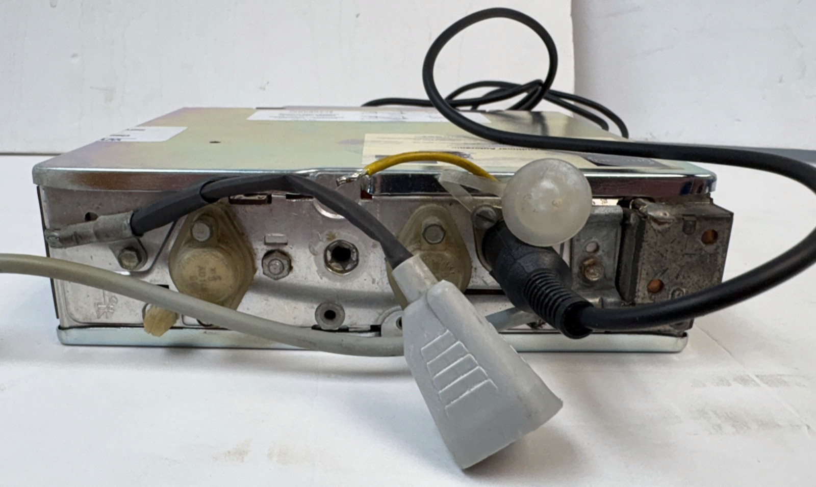 Blaupunkt Frankfurt White face am fm with ipod connector 65-68 Porsche Mercedes