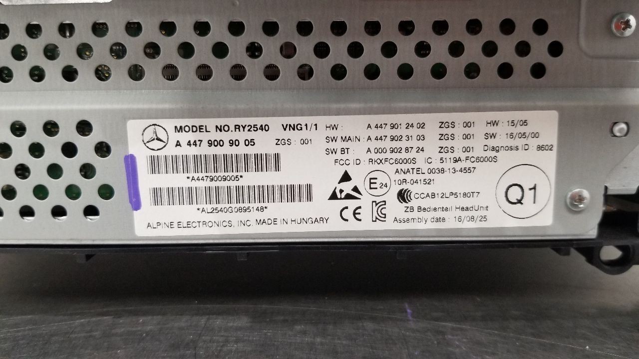 17 MERCEDES BENZ METRIS RADIO AUDIO RECEIVER 5.8″ DISPLAY 4479009005