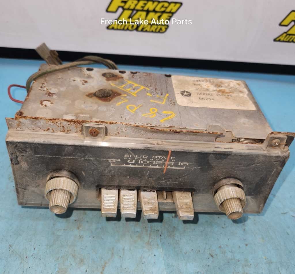UNTESTED Radio “MODEL 250” 2564755 Fits 1968 PLYMOUTH FURY 1240783