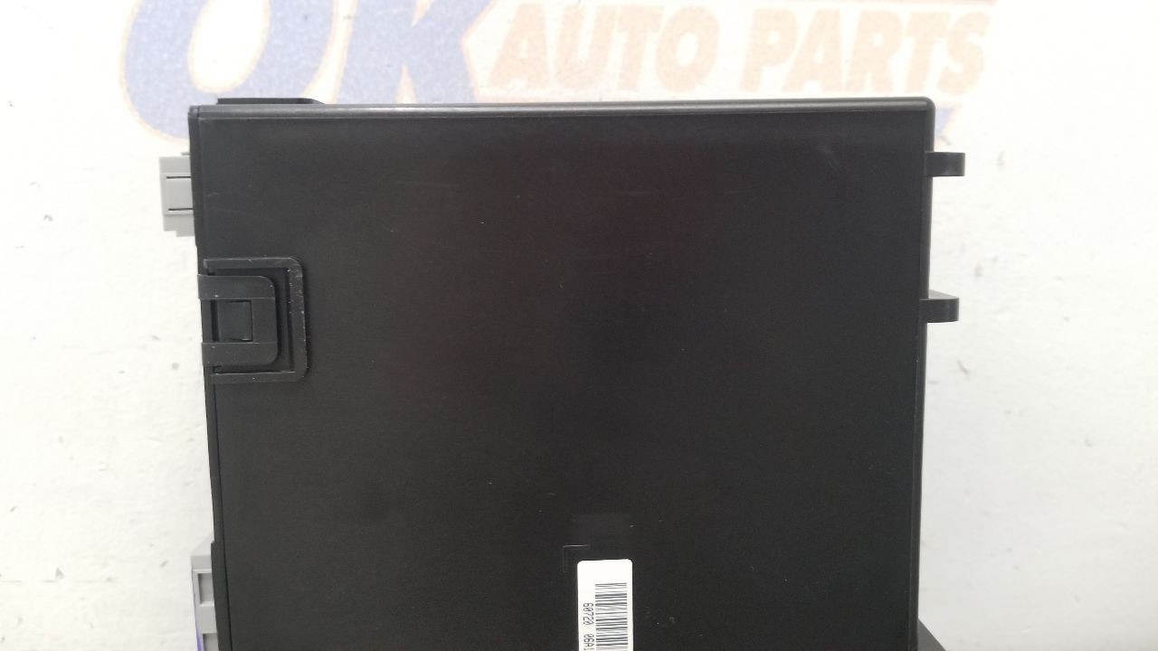 17 GMC SIERRA DENALI 1500 RADIO AUDIO RECEIVER 84222871