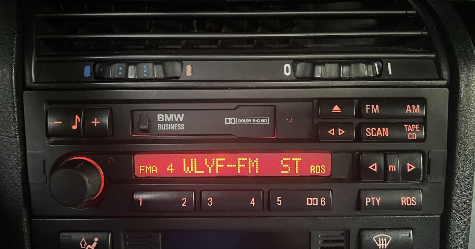 BMW C43 BLUETOOTH CASSETTE RADIO STEREO E30 E31 E36 318 325 540 840 M3 Z3 CODE