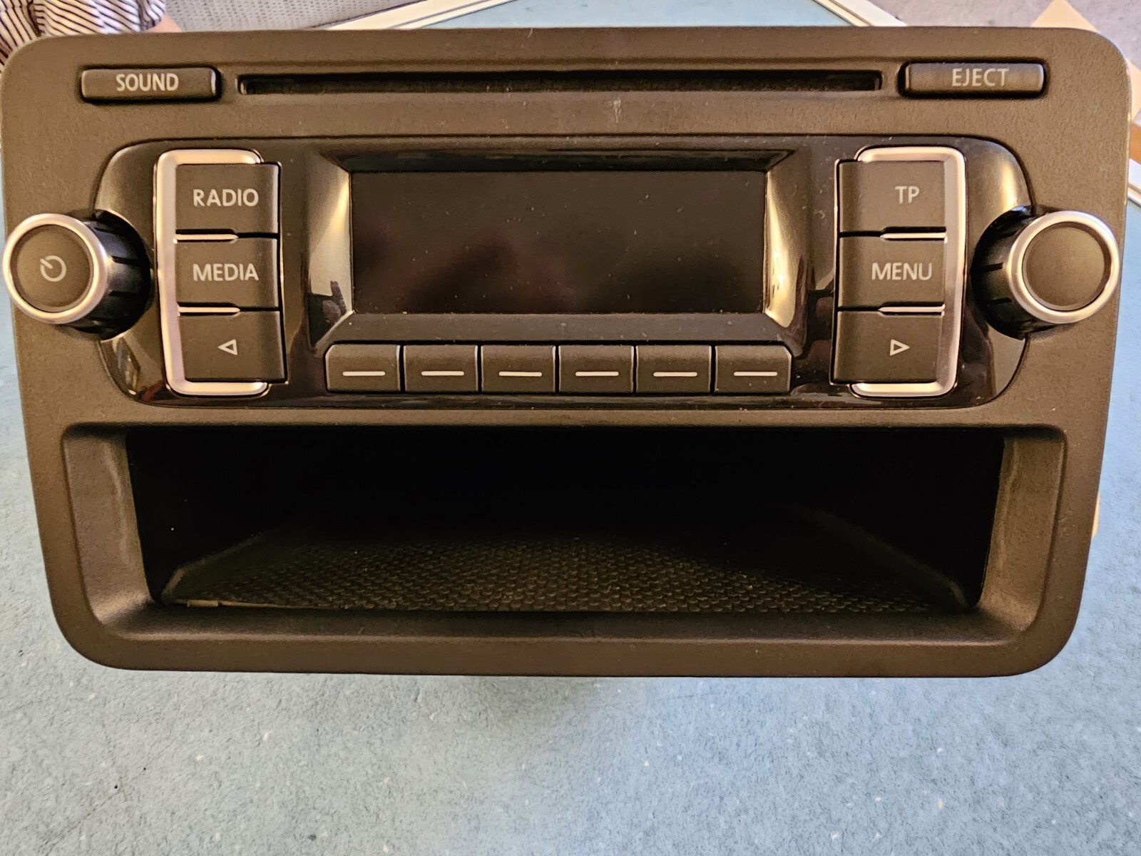 GENUINE VOLKSWAGEN GOLF T6 STANDARD CD PLAYER RADIO 7E0035156B