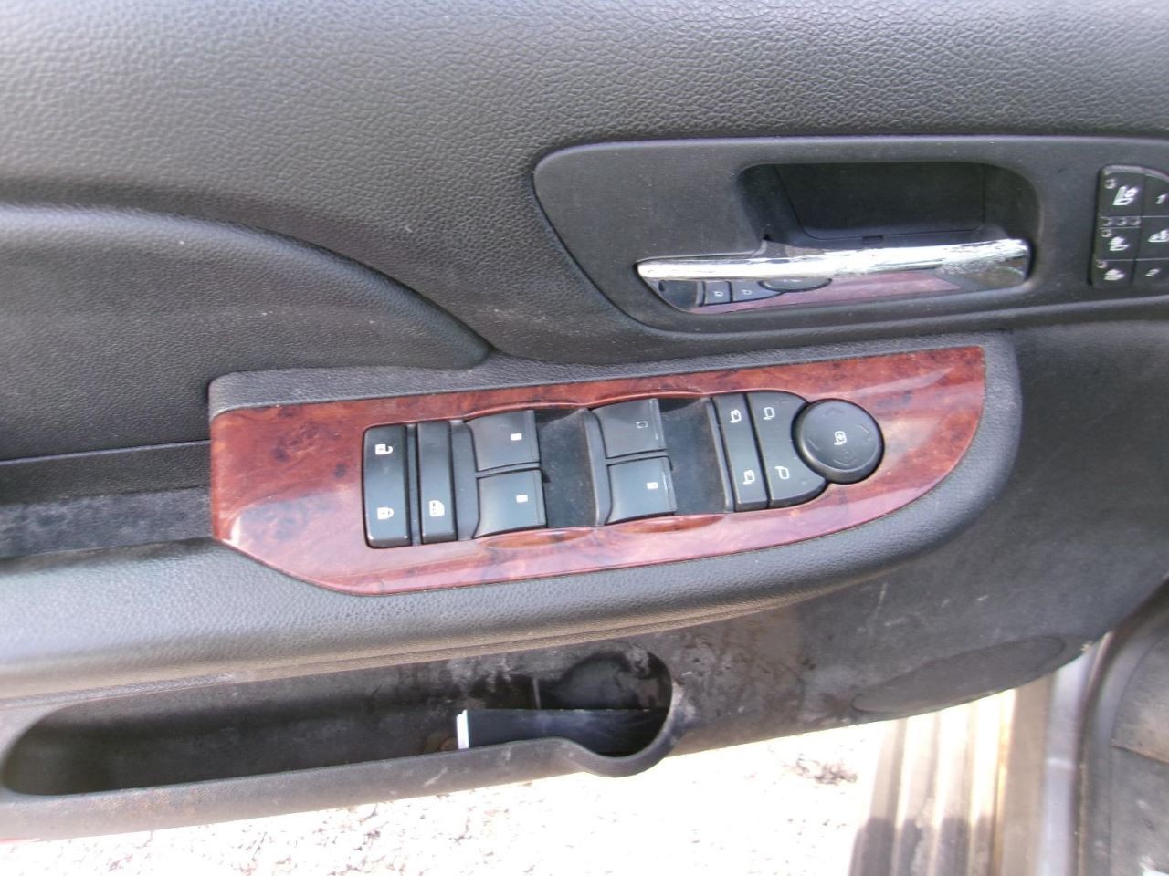 Audio Equipment Radio Opt Uvb ID 20807044 Fits 08-09 TAHOE 2188516