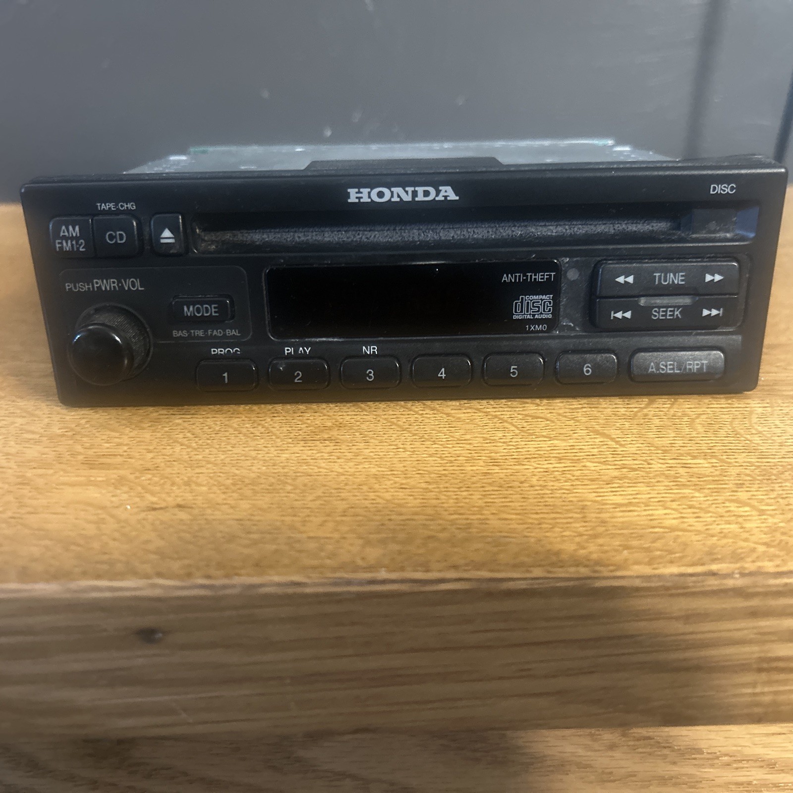 Honda Civic Radio Not Tested.