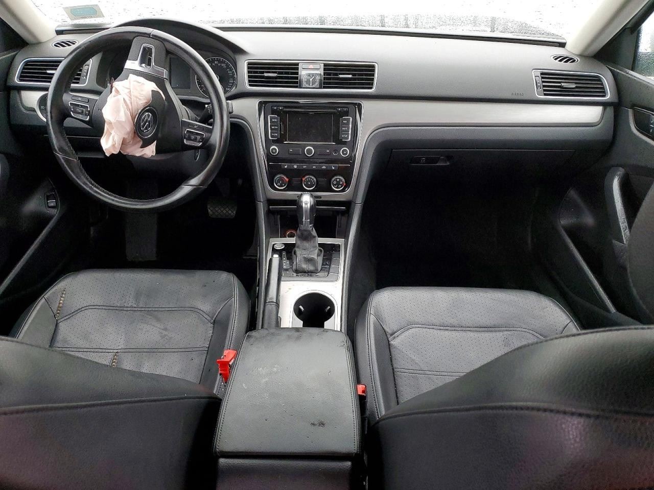 2012-2017 Volkswagen CC Radio With Navigation OEM 1512012