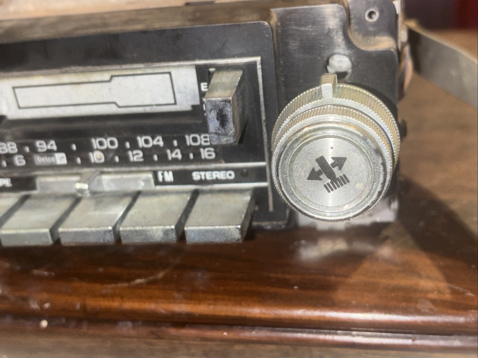 1978-1987 Chevy Truck ,GMC Sierra Delco 2700 AM/FM Radio Cassette Player