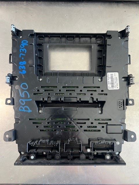 Radio Control Panel Fits 13 FUSION 572116