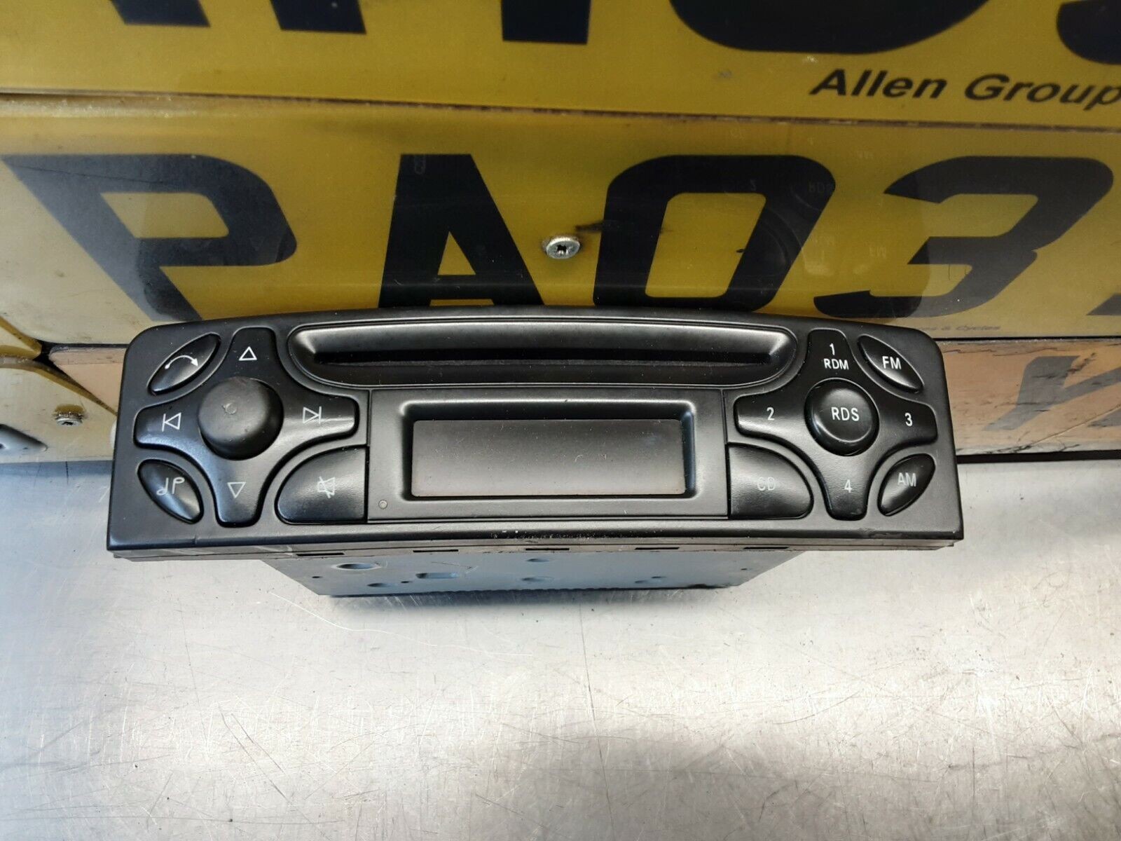 MERCEDES C-CLASS C220 W203 2148CC 2002 RADIO CD PLAYER CODE UNKNOWN A2038201786