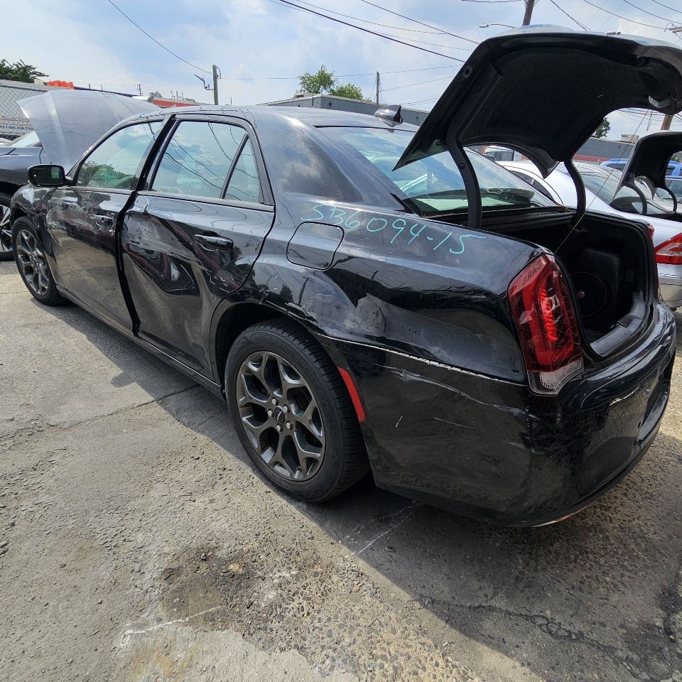2015 CHRYSLER 300 DISPLAY SCREEN/RECEIVER: 8.4″ SCREEN (WITHOUT NAVIGATION)