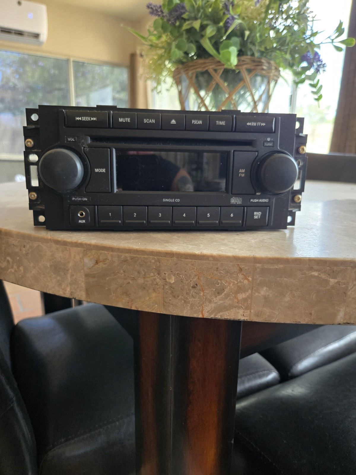 2006 2007 2008 Dodge Ram 1500 Truck Factory Radio MP3 CD Player P05064173AK OEM