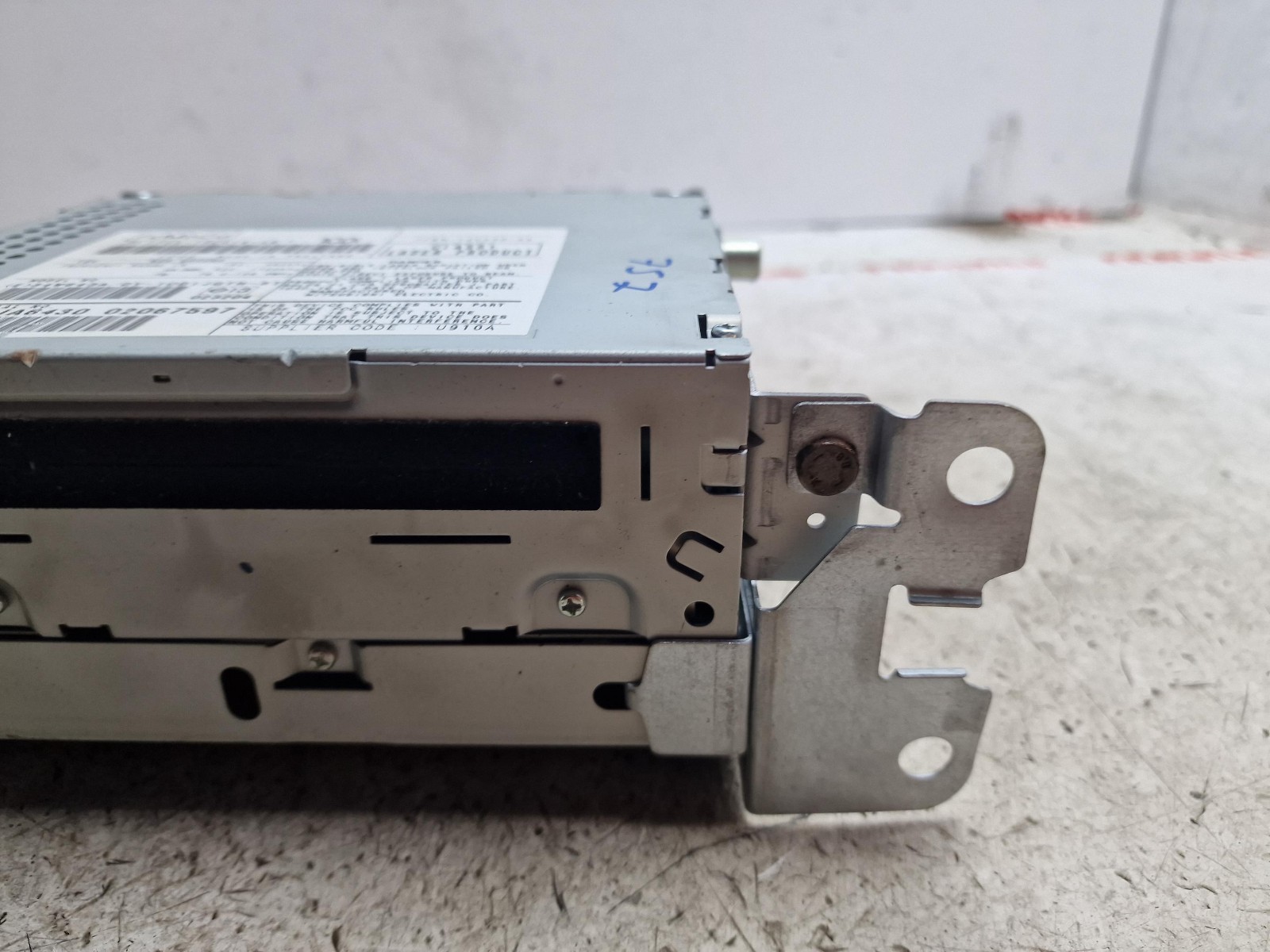JAGUAR XF MULTIMEDIA RADIO CD PLAYER HEAD UNIT 7F6N18C815AB X250 2007 – 2011