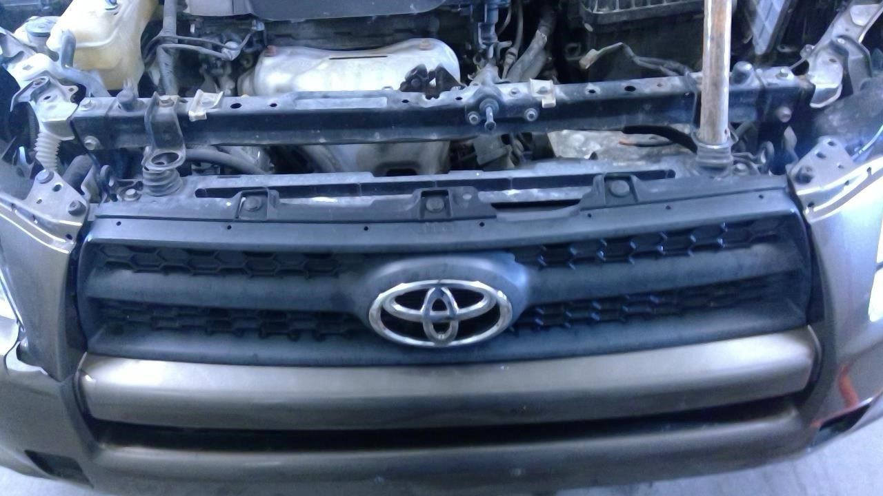 Audio Equipment Radio Receiver With CD Fits 10-12 RAV4 1872460