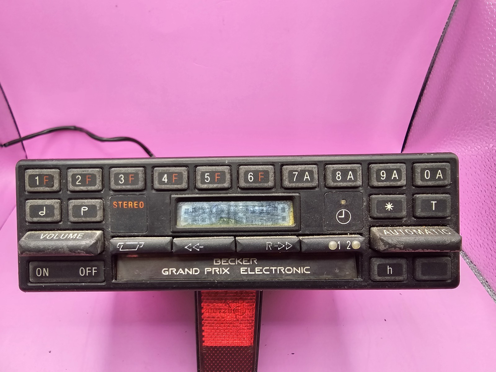 Mercedes BECKER Grand Prix 612 RADIO CASSETTE Player OEM 1985 300D