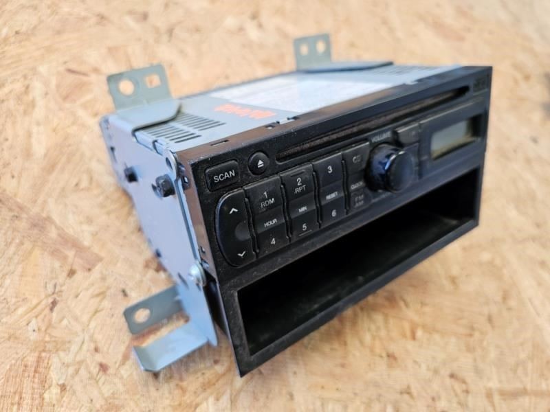 USED 2016 HINO 195H STEREO 86120-37440 Shipped from Los Angeles