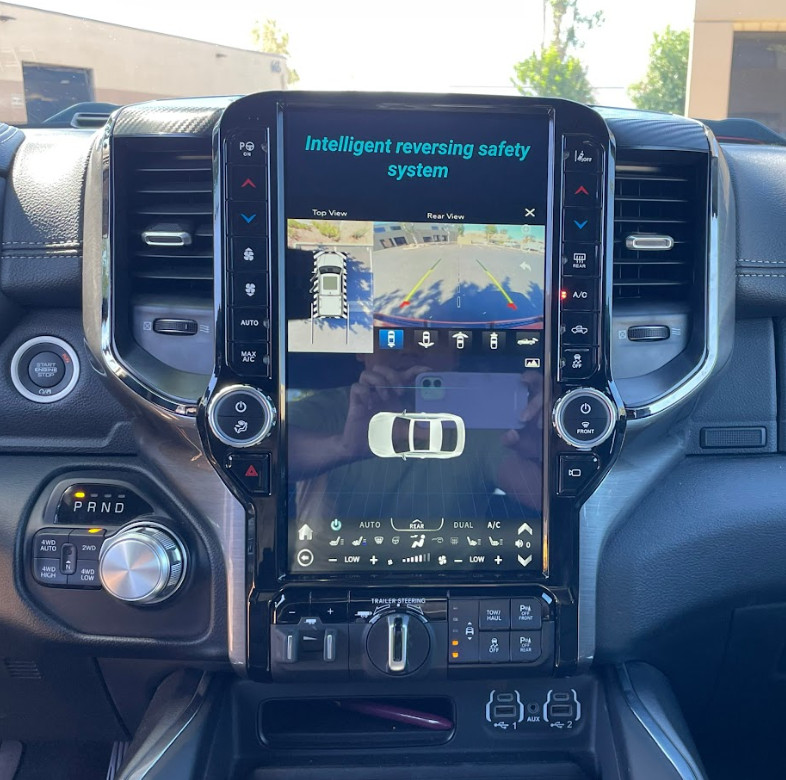 13.6″Radio carplay For Dodge RAM 1500 2500 3500 2019-2024 navigation A/C Player