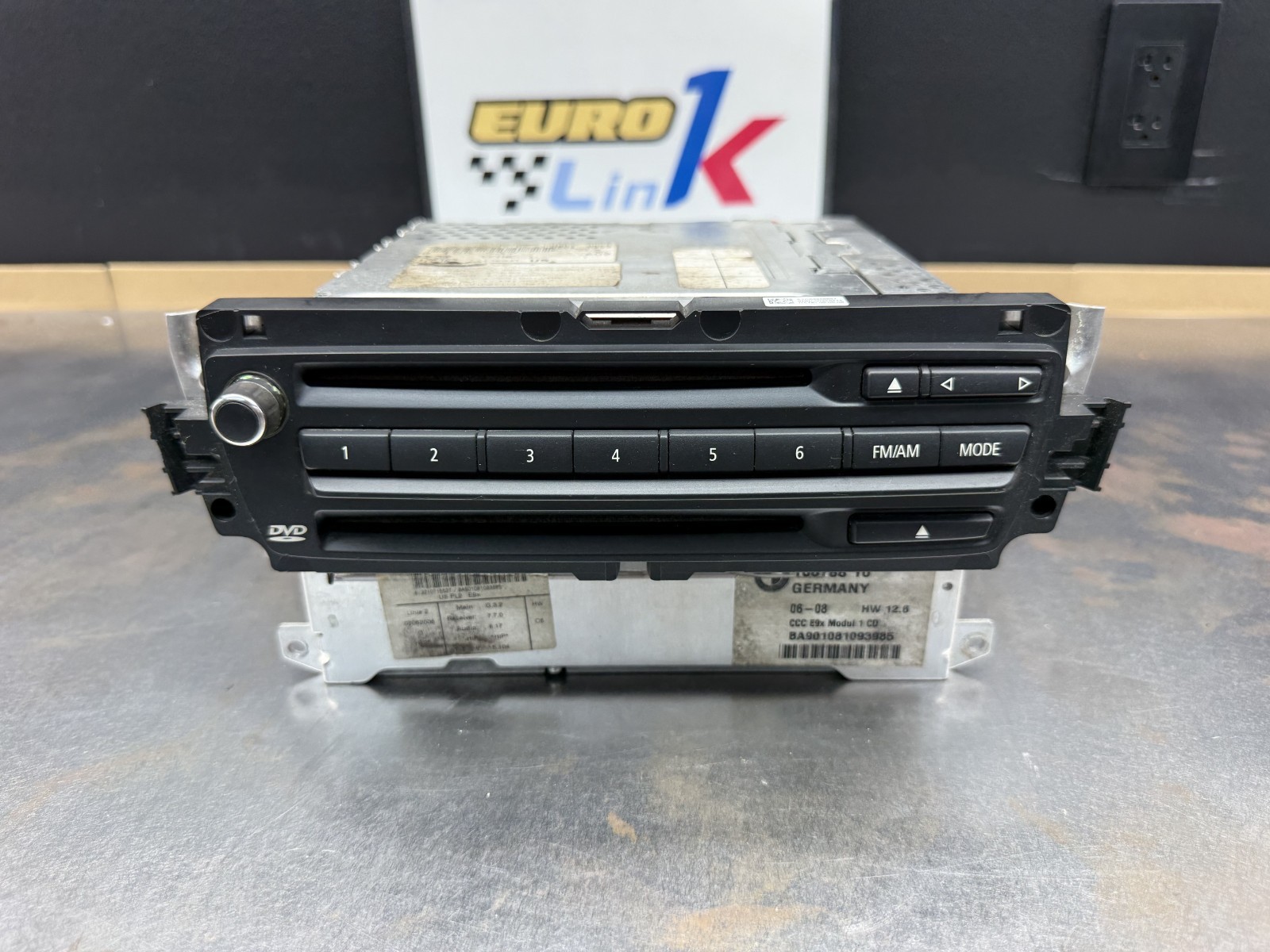 06-08 BMW E90 E92 E93 335 M3 CCC Navigation Headunit CD DVD FM Radio Tuner OEM