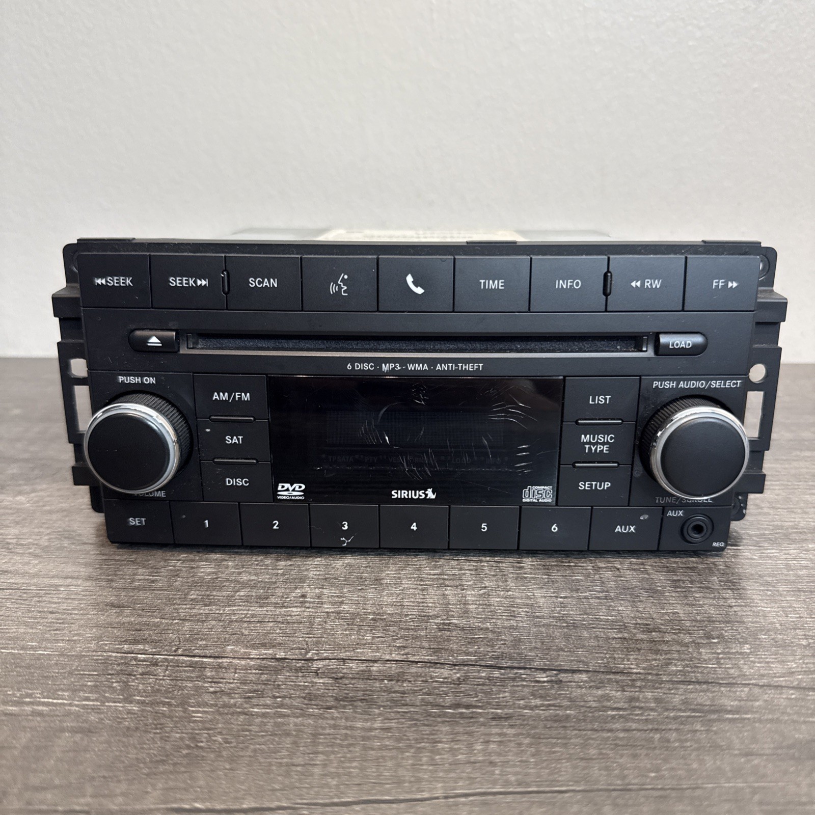 OEM Chrysler Dodge Jeep REQ Radio 6 Disc CD DVD MP3 Sirius AUX Untested
