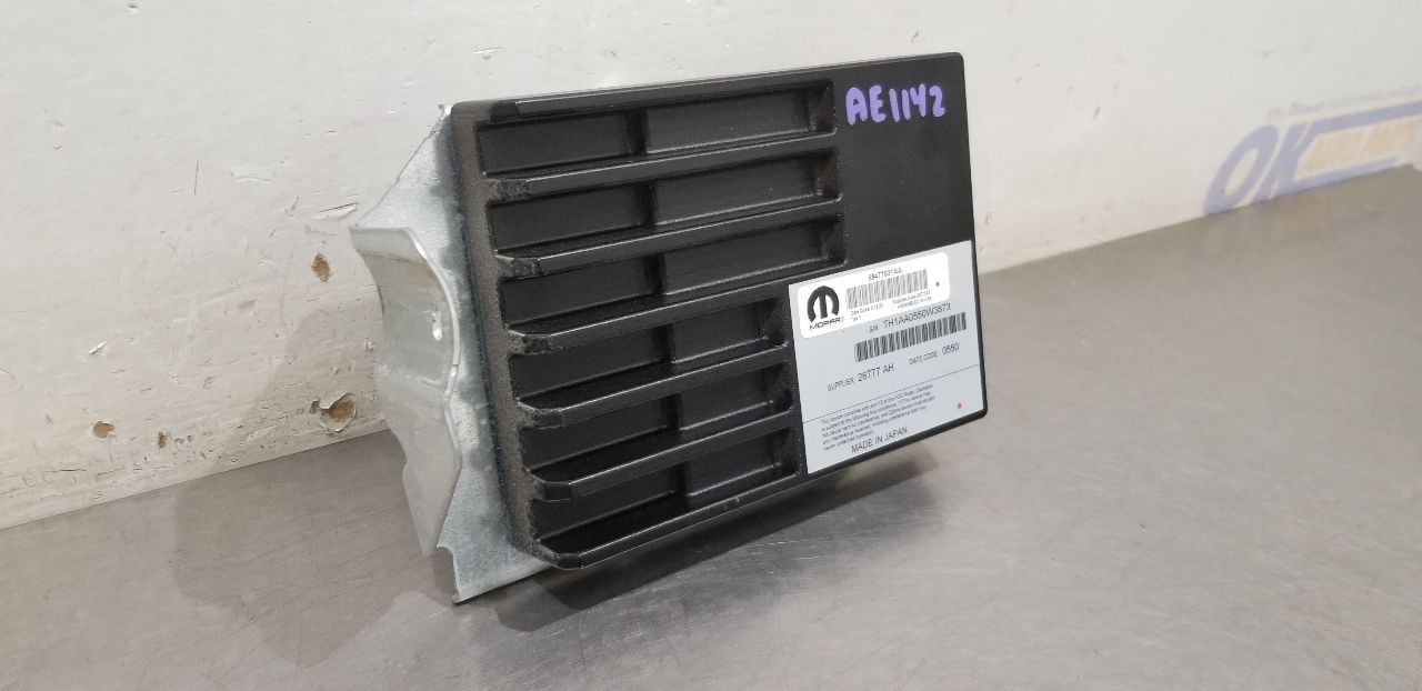 20 DODGE RAM 3500 RADIO AUDIO AMP AMPLIFIER 68477631AA
